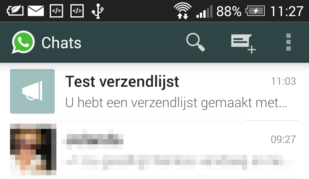 Hoe kun je in WhatsApp een bericht of bijlage in n keer